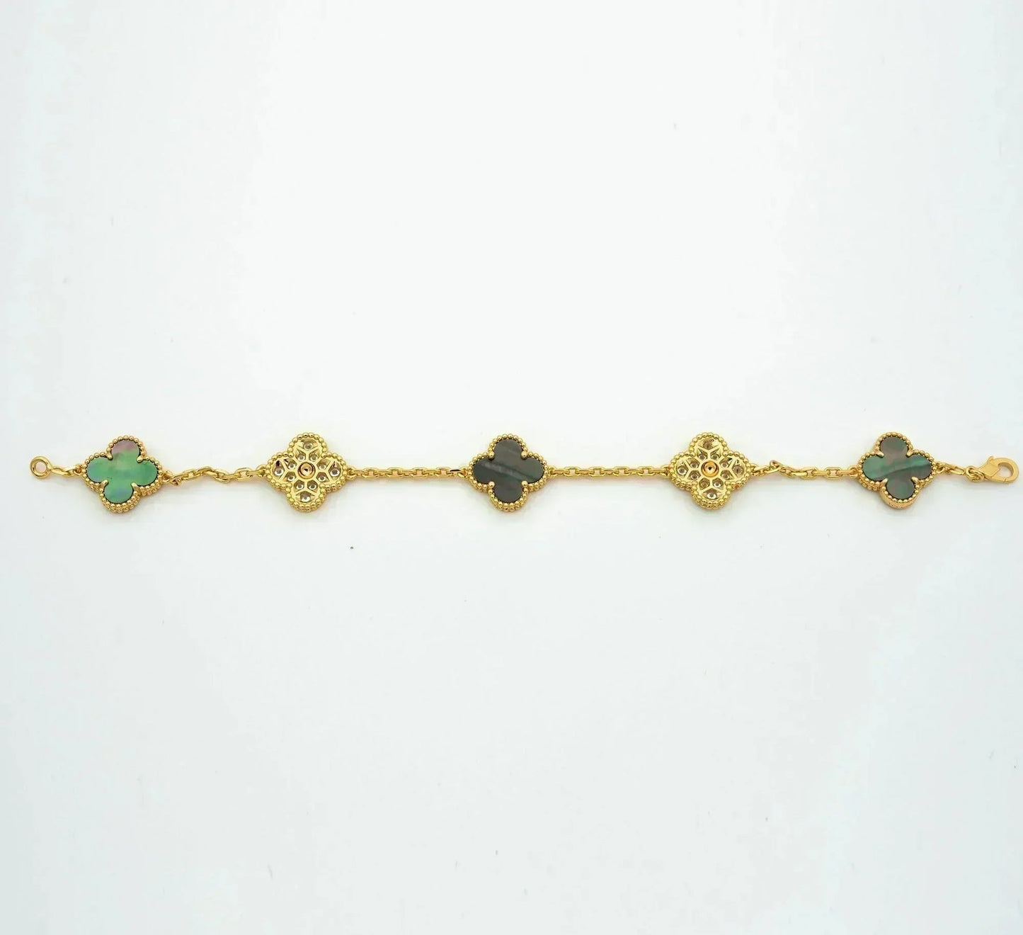 [Liorra] CLOVER 5 MOTIF GRAY MOP BRACELET COLLECTION