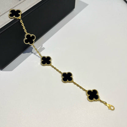 [Liorra] CLOVER 5 MOTIF ONYXS BRACELET COLLECTION