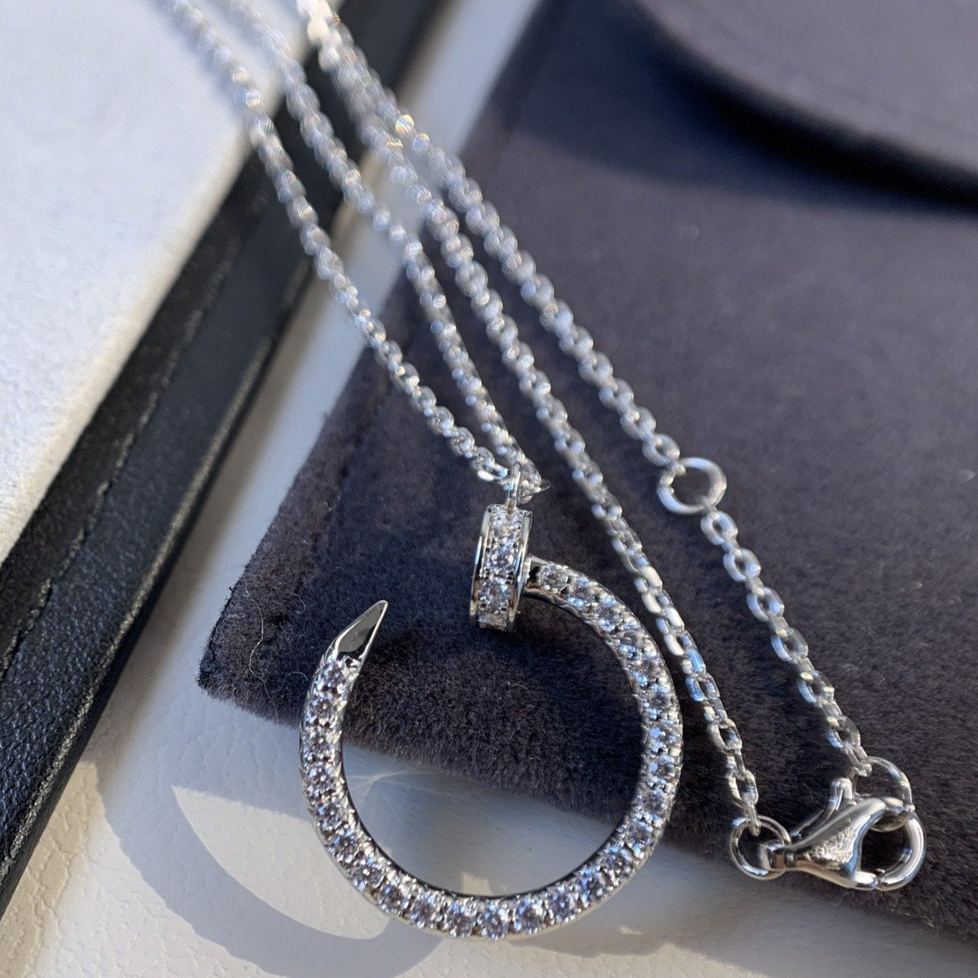 [Liorra]JUSTE NECKLACE SILVER DIAMONDS