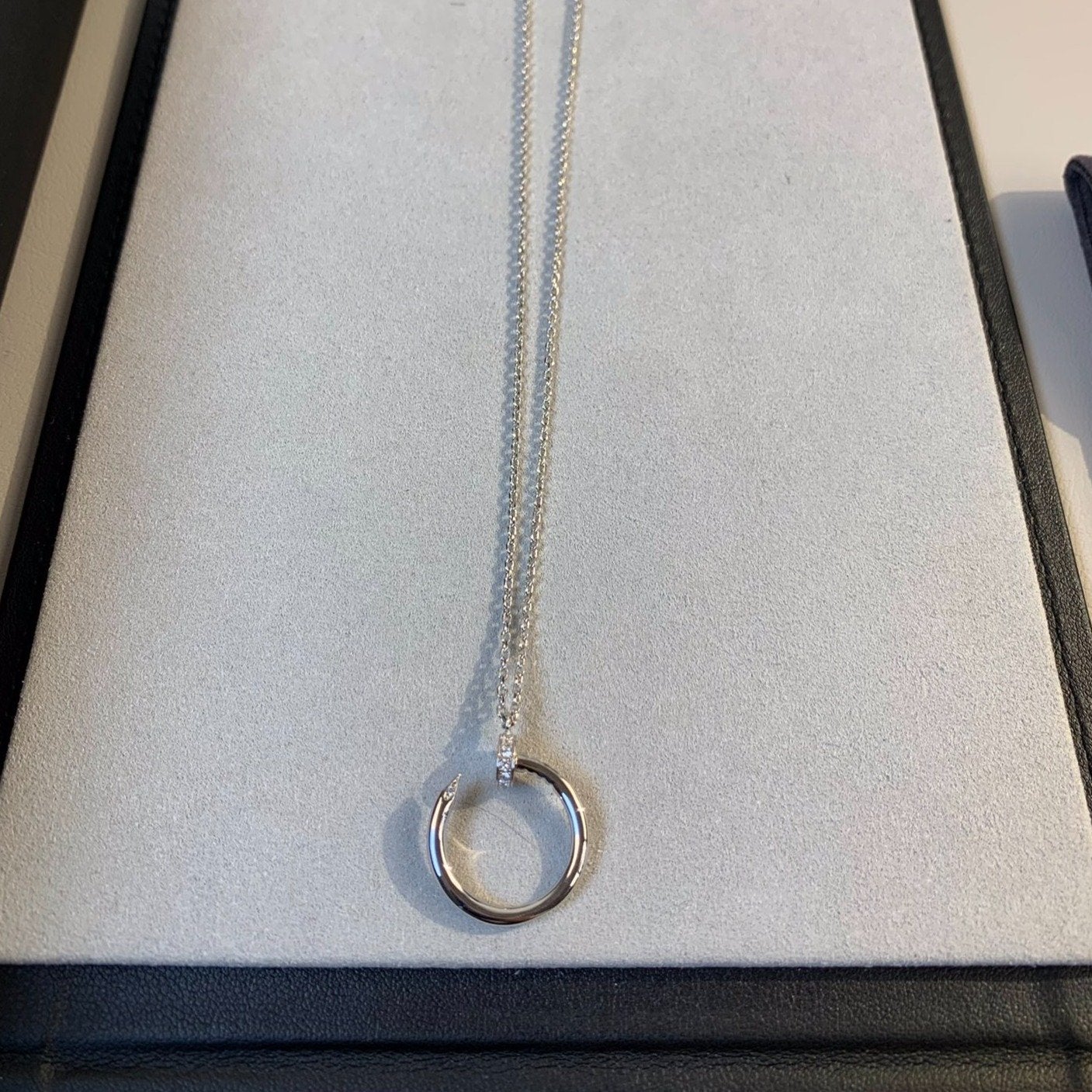 [Liorra]JUSTE NECKLACE SILVER