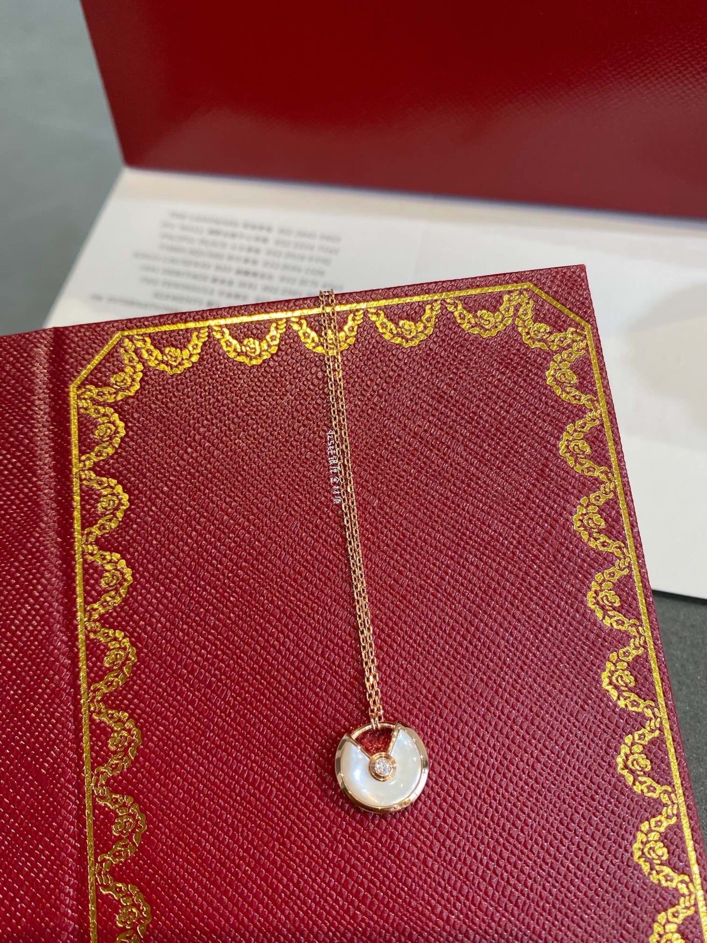 [Liorra]AMULETTE Liorra GOLD MOP NECKLACE