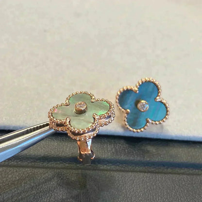 [Liorra]CLOVER MEDIUM 1 MOTIFS GRAY MOP  DIAMOND EARRINGS