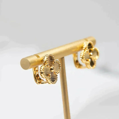 [Liorra]CLOVER MEDIUM 1 MOTIFS LASER EARRINGS