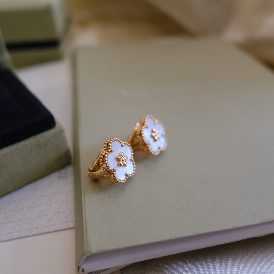 [Liorra]LUCKY PINK GOLD WHITE MOP EARRINGS