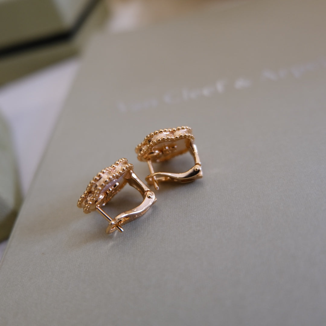 [Liorra]LUCKY PINK GOLD WHITE MOP EARRINGS