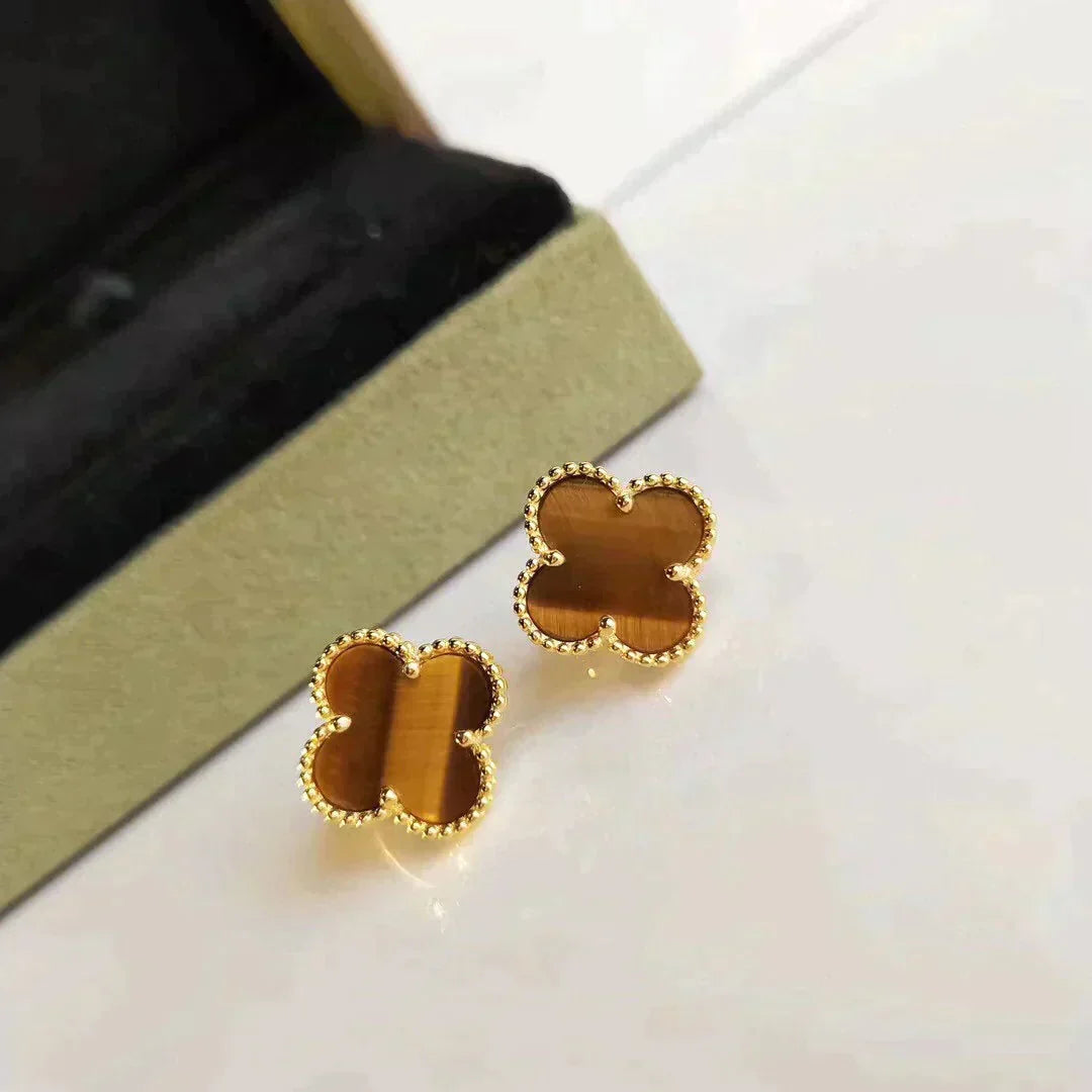[Liorra]CLOVER MEDIUM 1 MOTIFS TIGER EYE EARRINGS