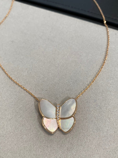 [Liorra]BUTTERFLY GOLD MOP DIAMOND NECKLACE
