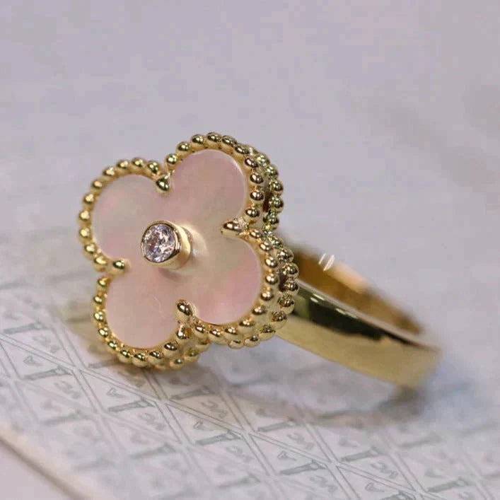 [Liorra]CLOVER PINK MOP RING GOLD DIAMOND