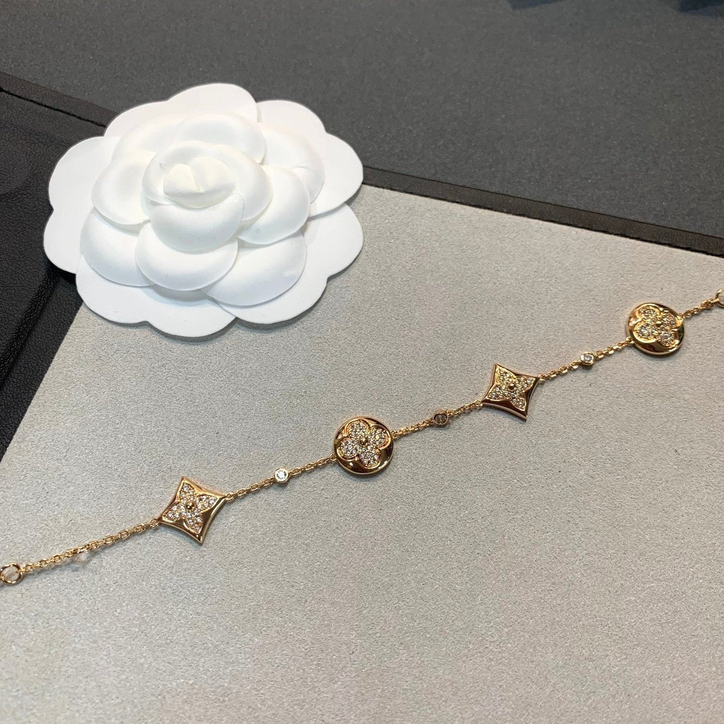 [Liorra]STAR AND SUN 4 MOTIFS GOLD DIAMONDS BRACELET