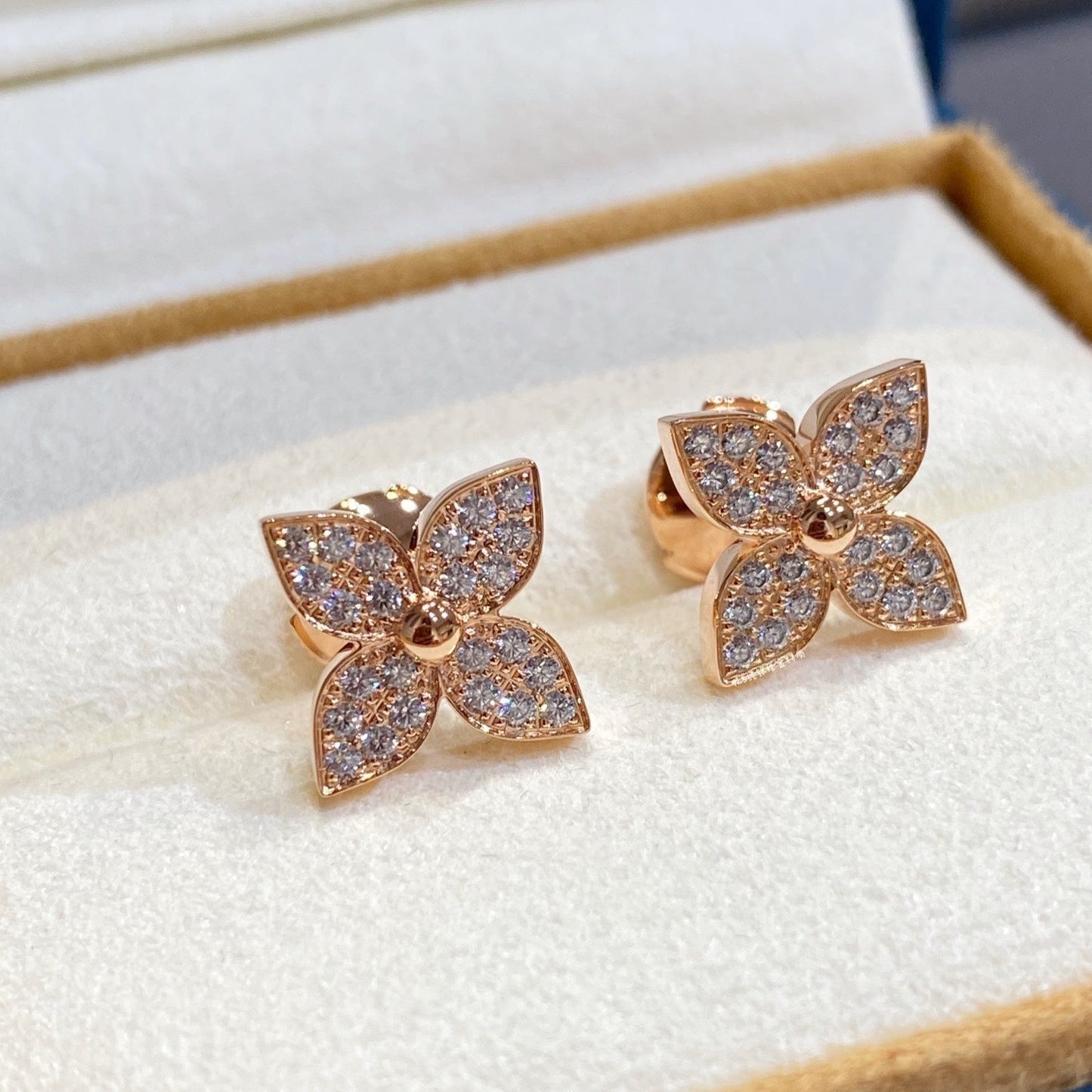 [Liorra]STAR DIAMOND EARRINGS