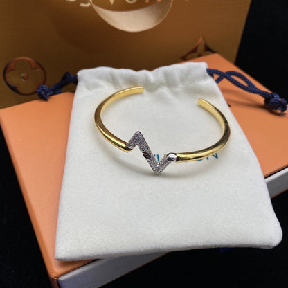 [Liorra]VOLTE UPSITE DOWN DIAMOND GOLD OPEN BRACELET