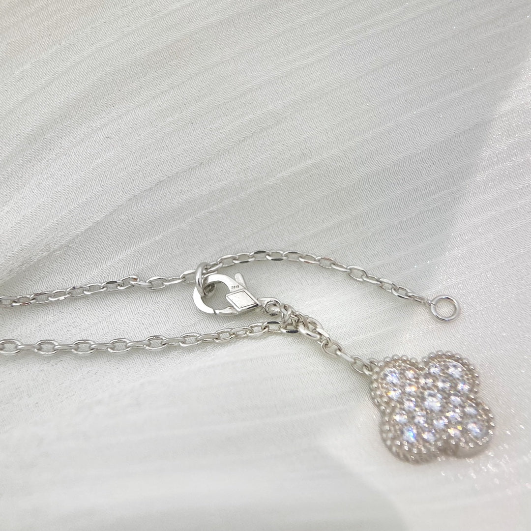 [Liorra]CLOVER 5 MOTIFS SILVER DIAMONDS NECKLACE