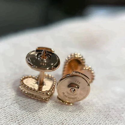[Liorra]HEART CARNELIAN STUD EARRINGS