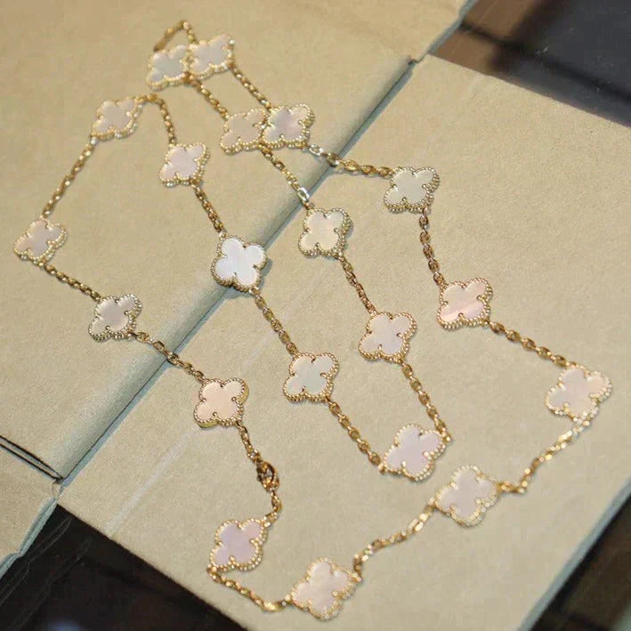 [Liorra]CLOVER 20 MOTIFS WHITE MOP NECKLACE