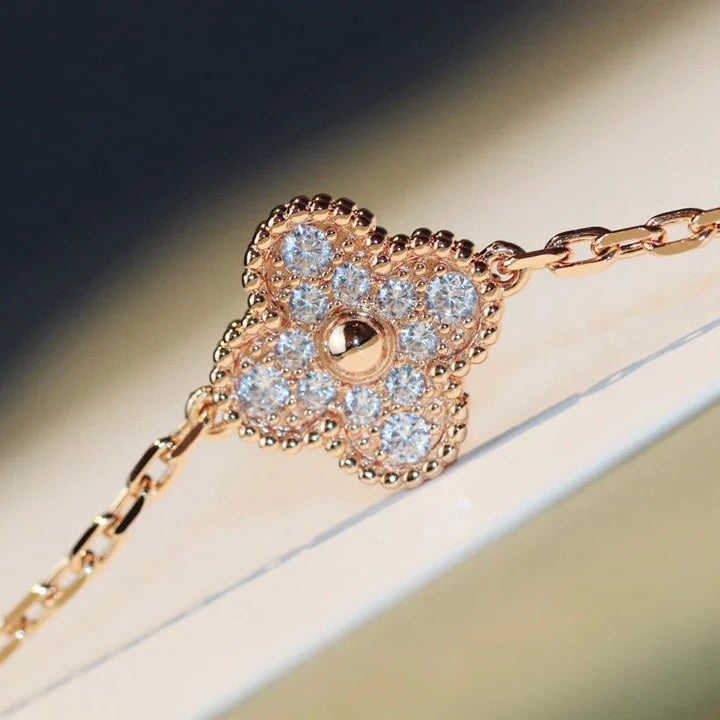 [Liorra]CLOVER 20 MOTIFS LASER DIAMOND NECKLACE