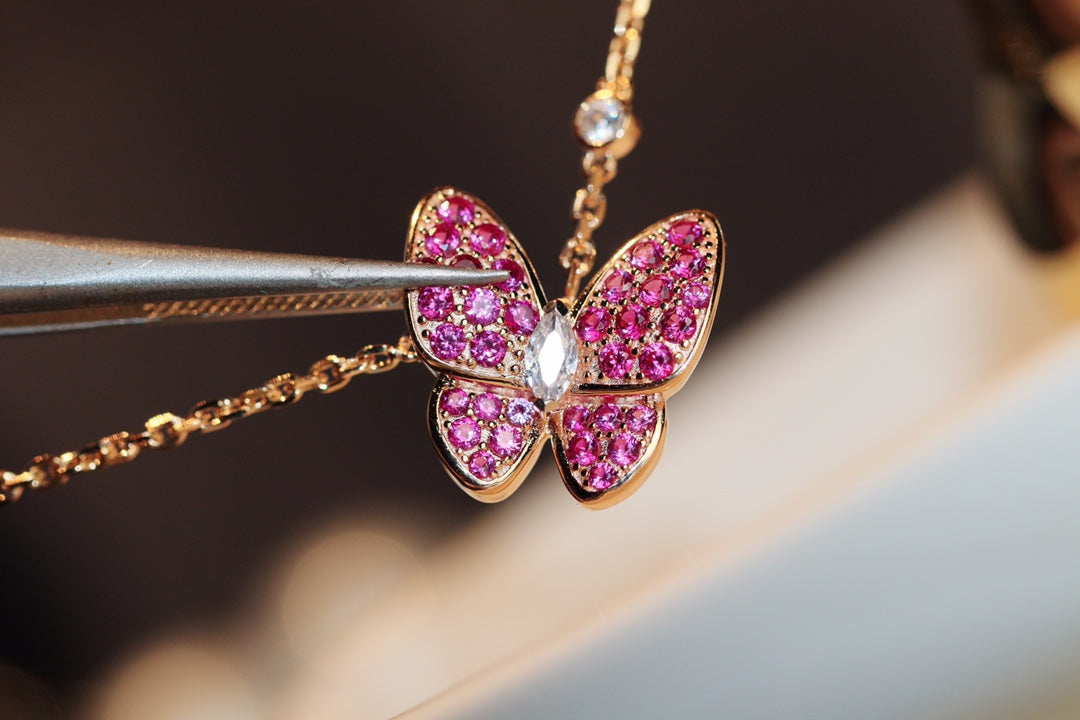 [Liorra]BUTTERFLY RED DIAMOND Liorra GOLD NECKLACE