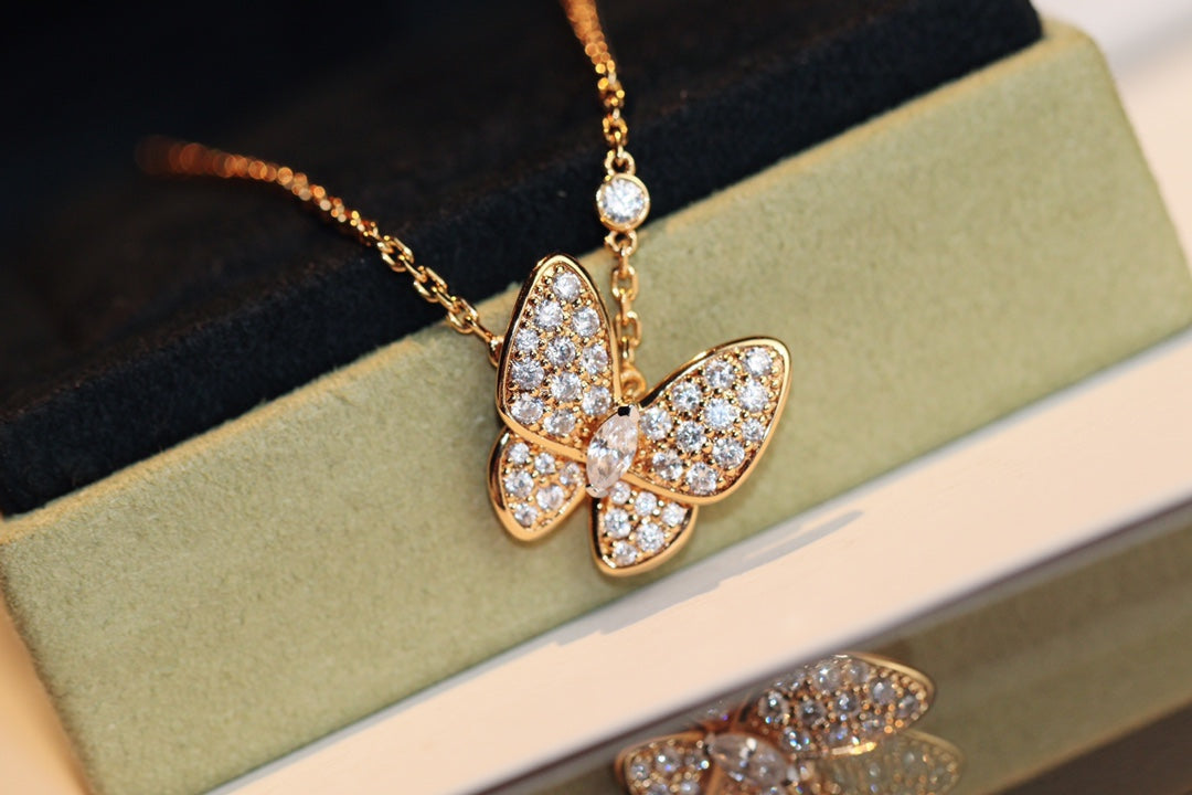 [Liorra]BUTTERFLY DIAMOND NECKLACE