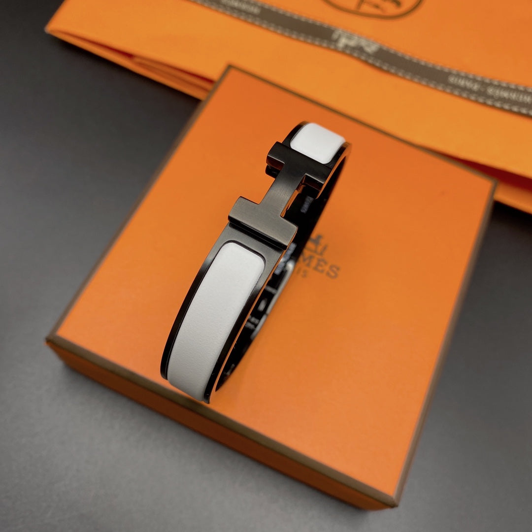 [Liorra]H BRACELET 12MM BLACK WHITE CERAMIC