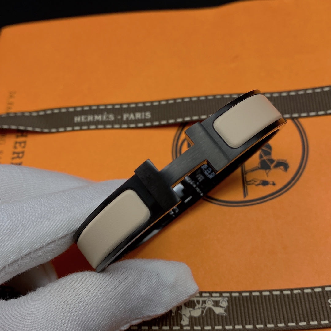 [Liorra]H BRACELET 12MM BLACK BEIGE CERAMIC