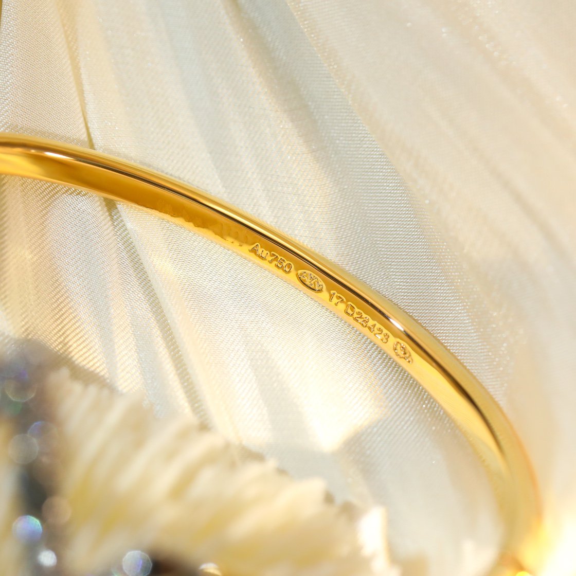 [Liorra]VOLTE UPSITE DOWN GOLD DIAMOND BRACELET