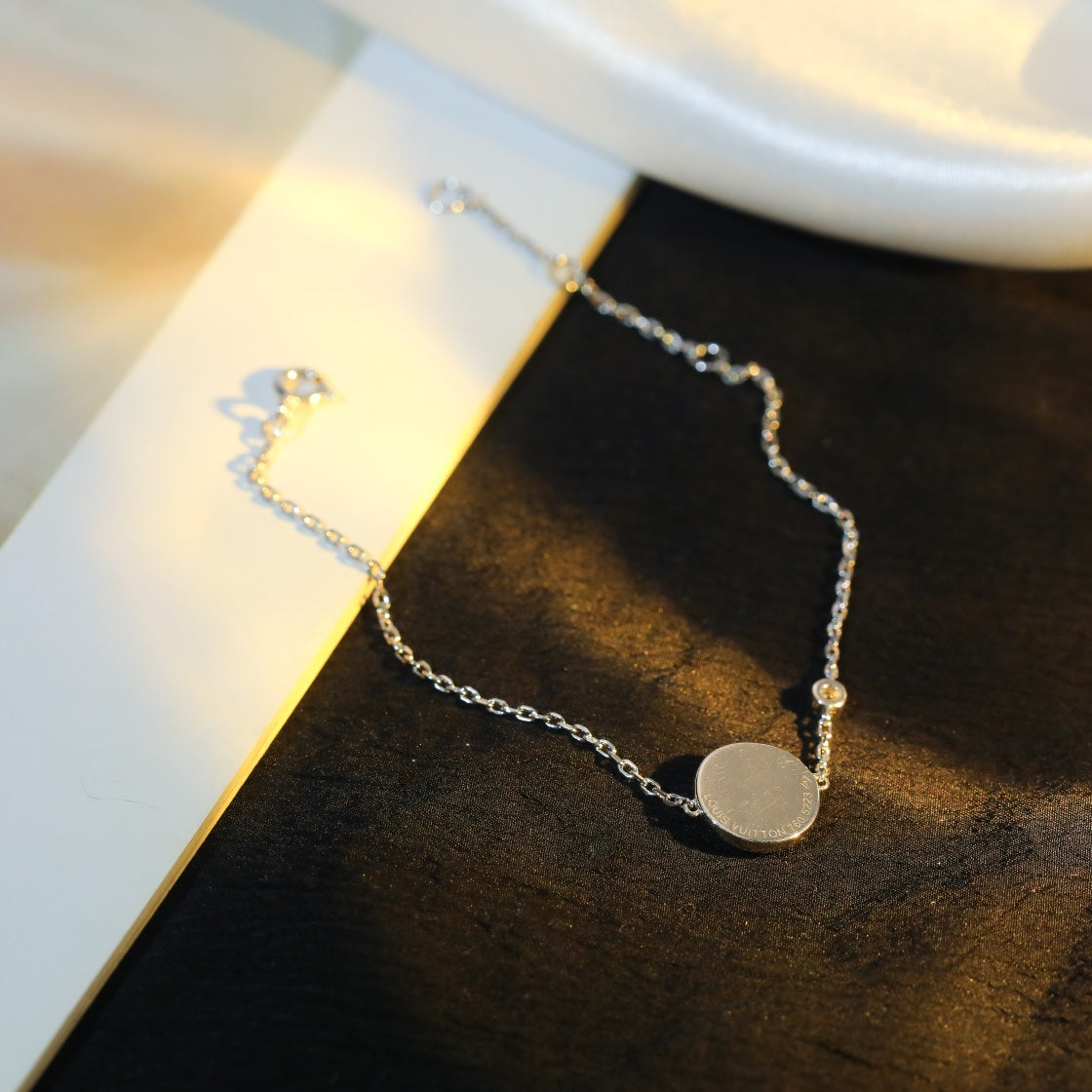 [Liorra]SUN MOTIF PINK MOP SILVER BRACELET