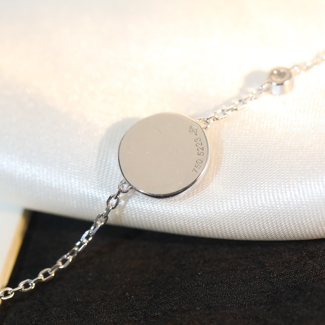 [Liorra]SUN MOTIF PINK MOP SILVER BRACELET