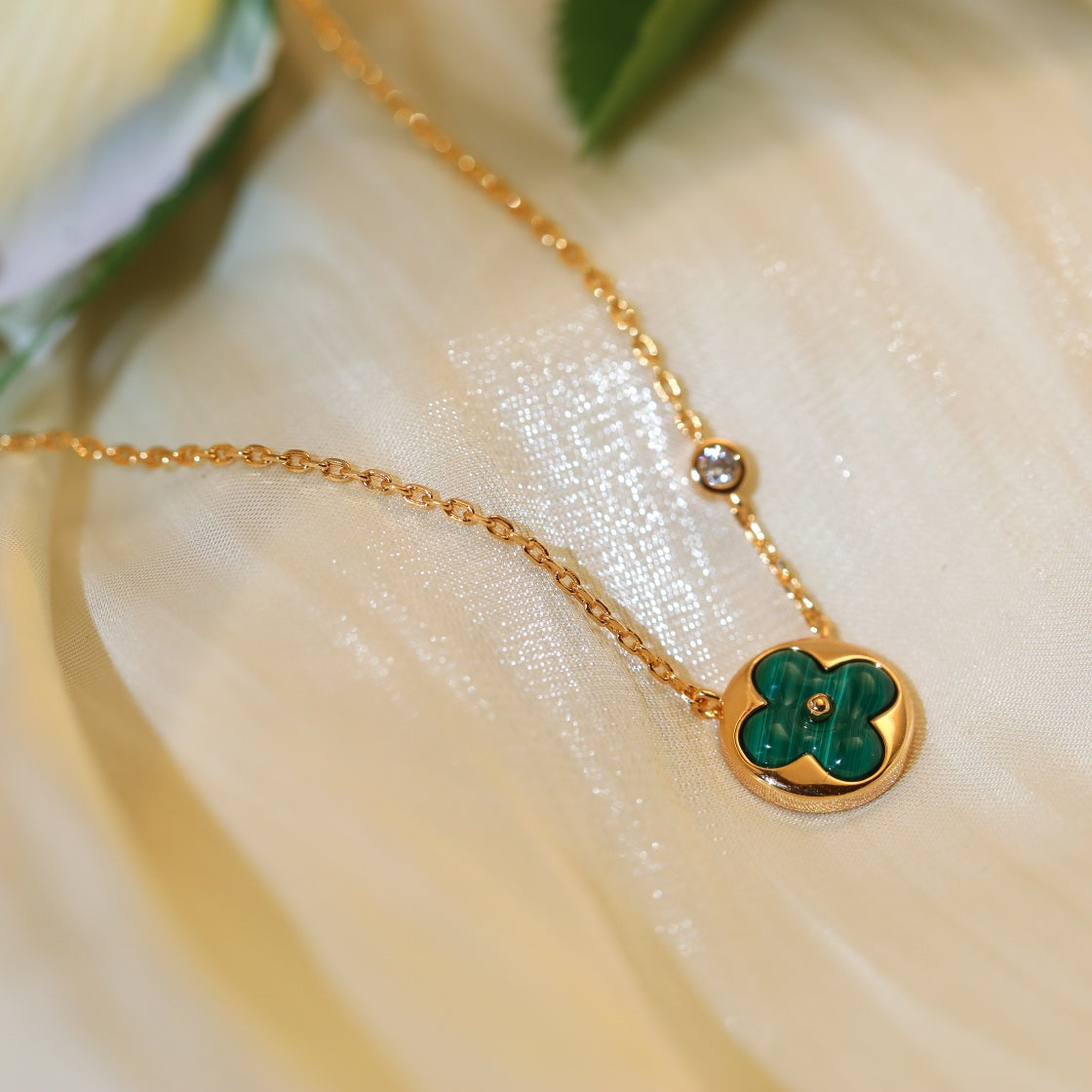 [Liorra]SUN PEDANT PINK GOLD 1 DIAMOND NECKLACE