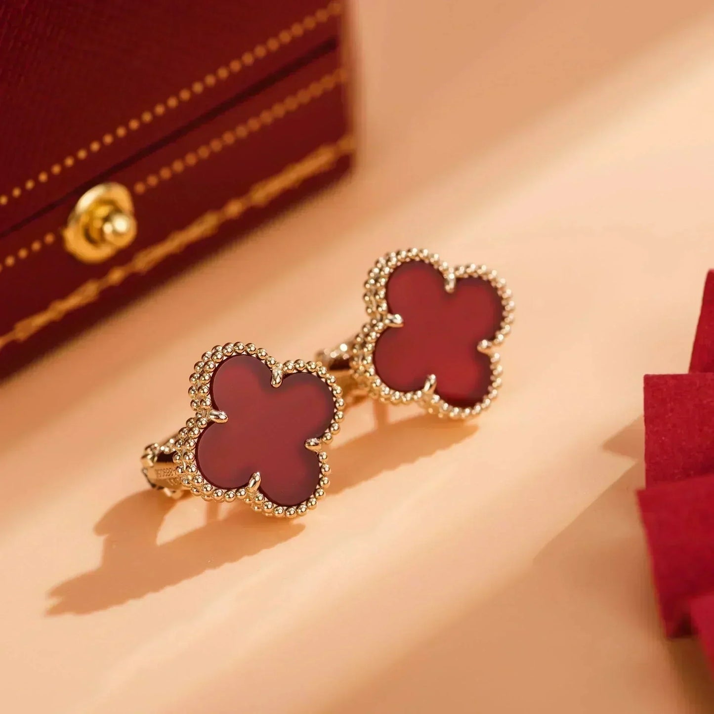[Liorra]CLOVER MEDIUM 1 MOTIFS CARNELIAN  EARRINGS