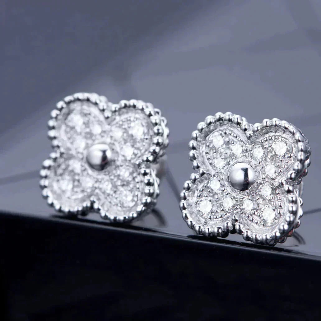 [Liorra]CLOVER 1 MOTIFS DIAMOND STUD EARRINGS SILVER