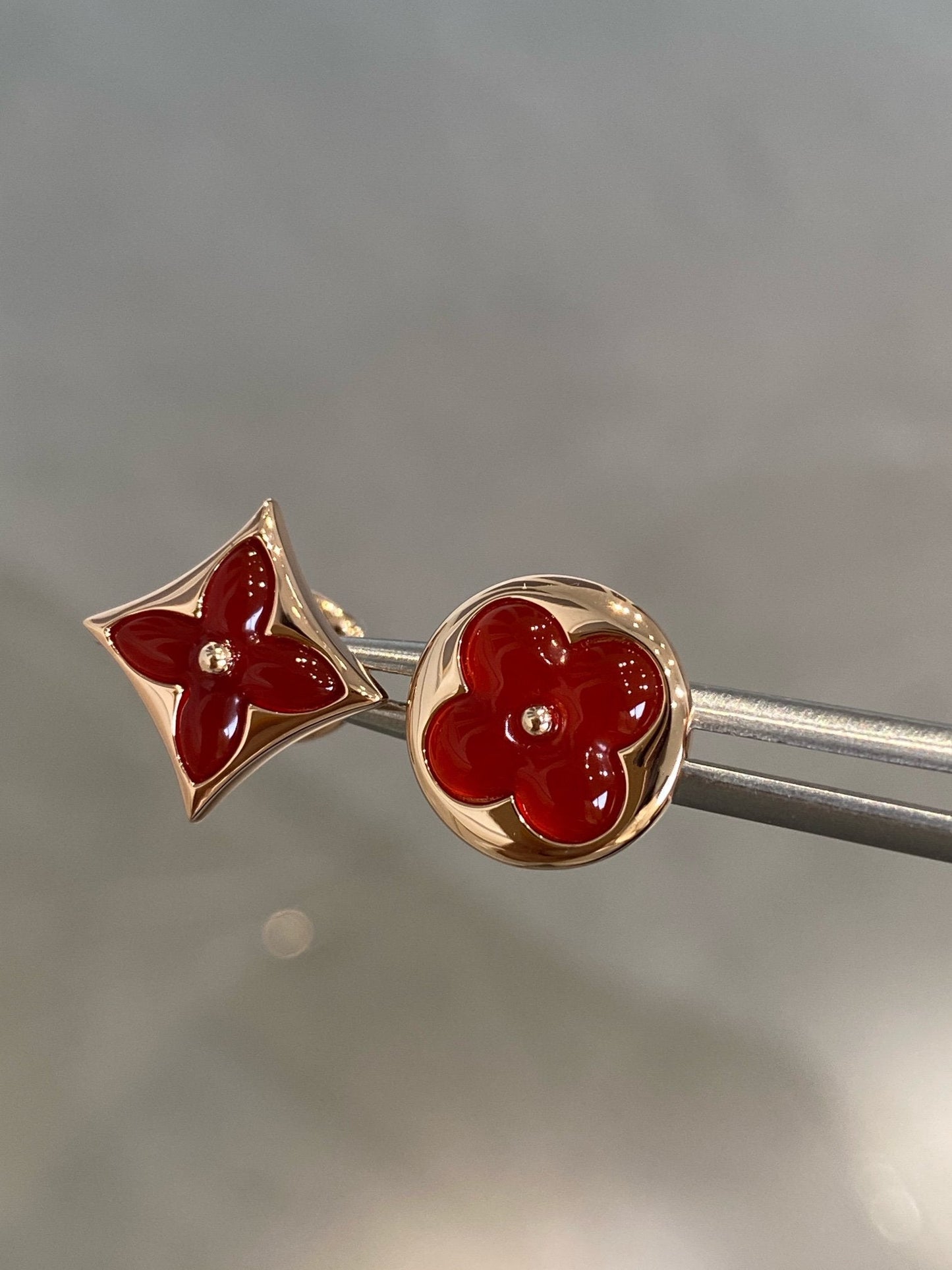 [Liorra]STAR AND SUN PINK GOLD CARNELIAN STUD EARRINGS