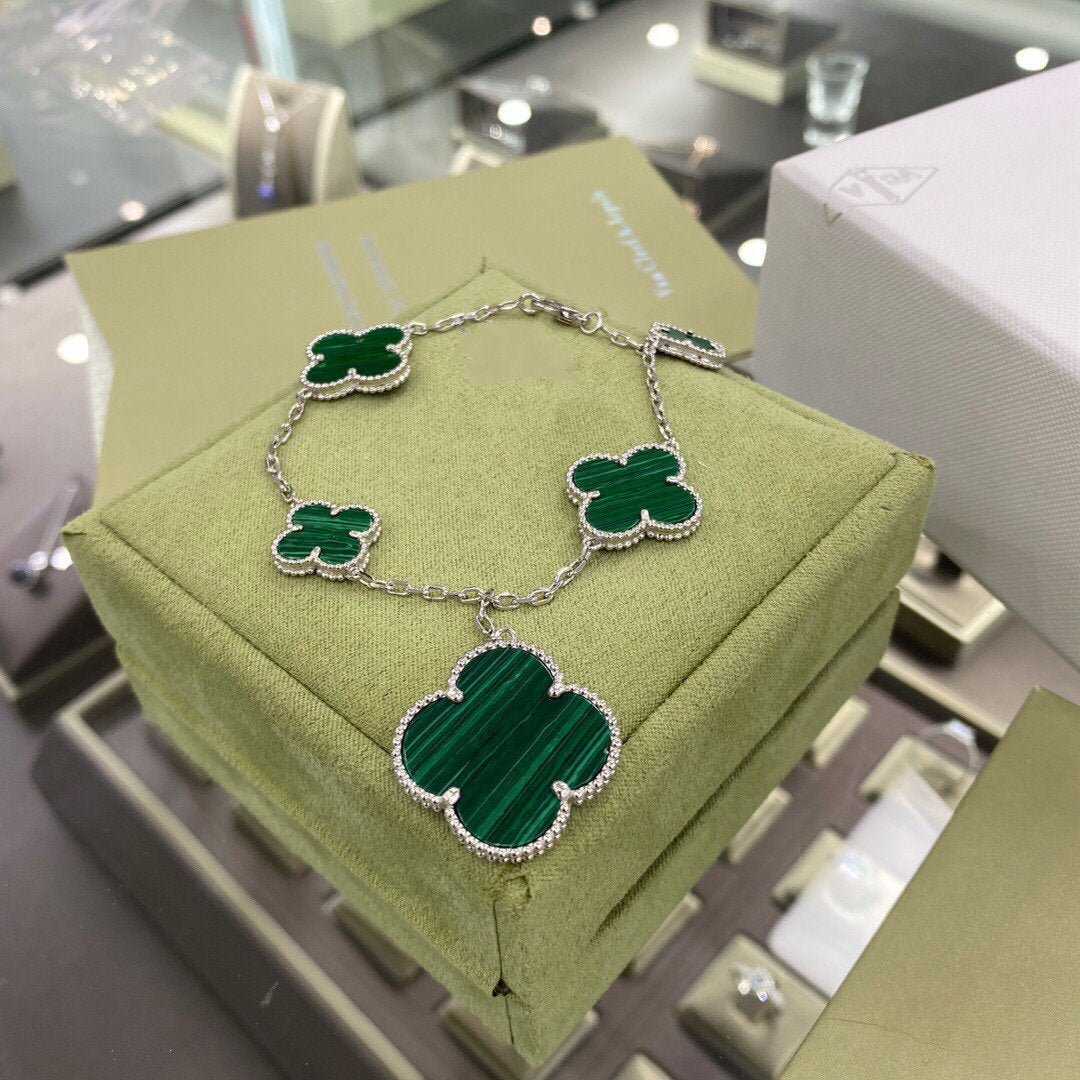 [Liorra]CLOVER 5 MOTIFS SIVLER MALACHITE BRACELET