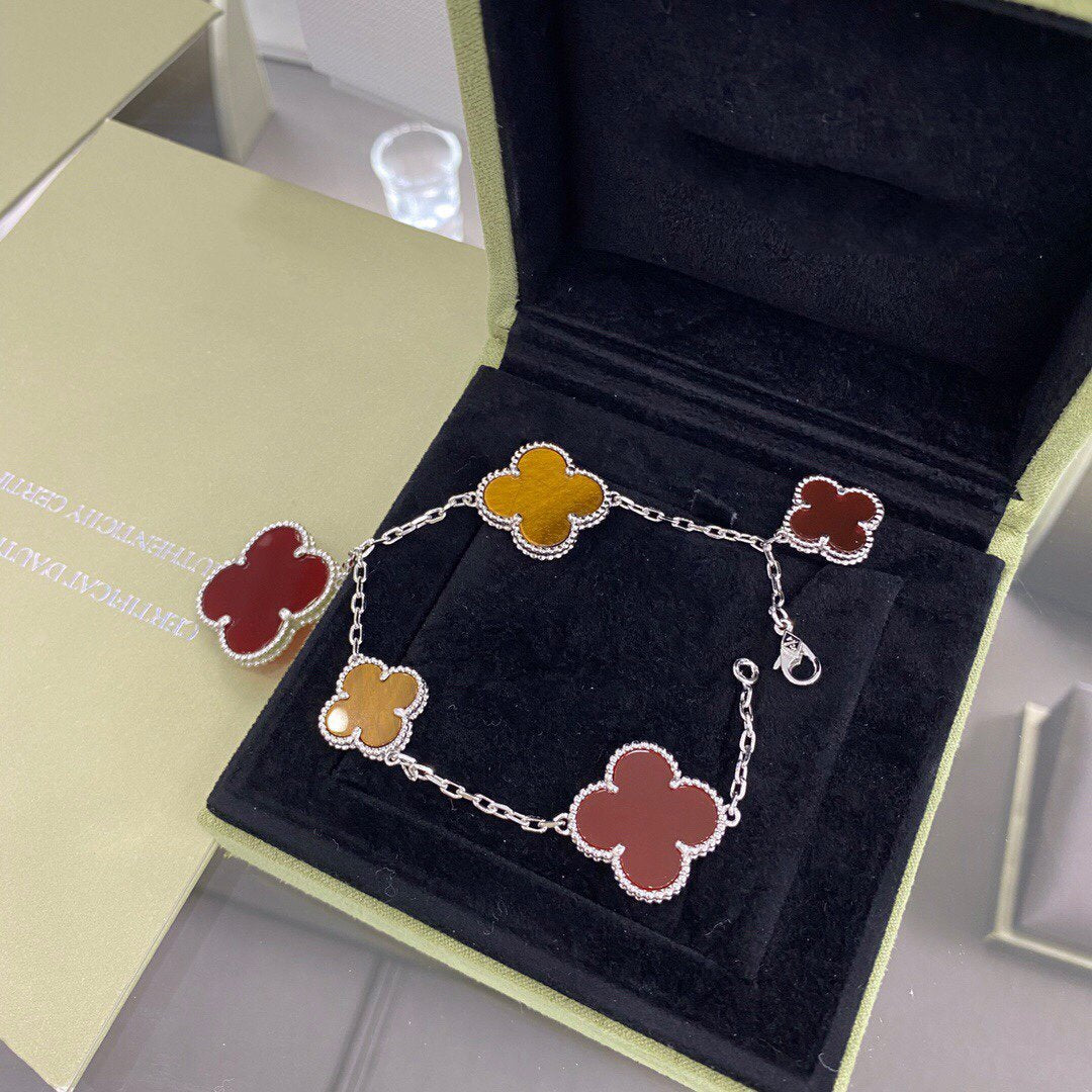 [Liorra]CLOVER 5 MOTIFS SIVLER CARNELIAN TIGER EYE BRACELET