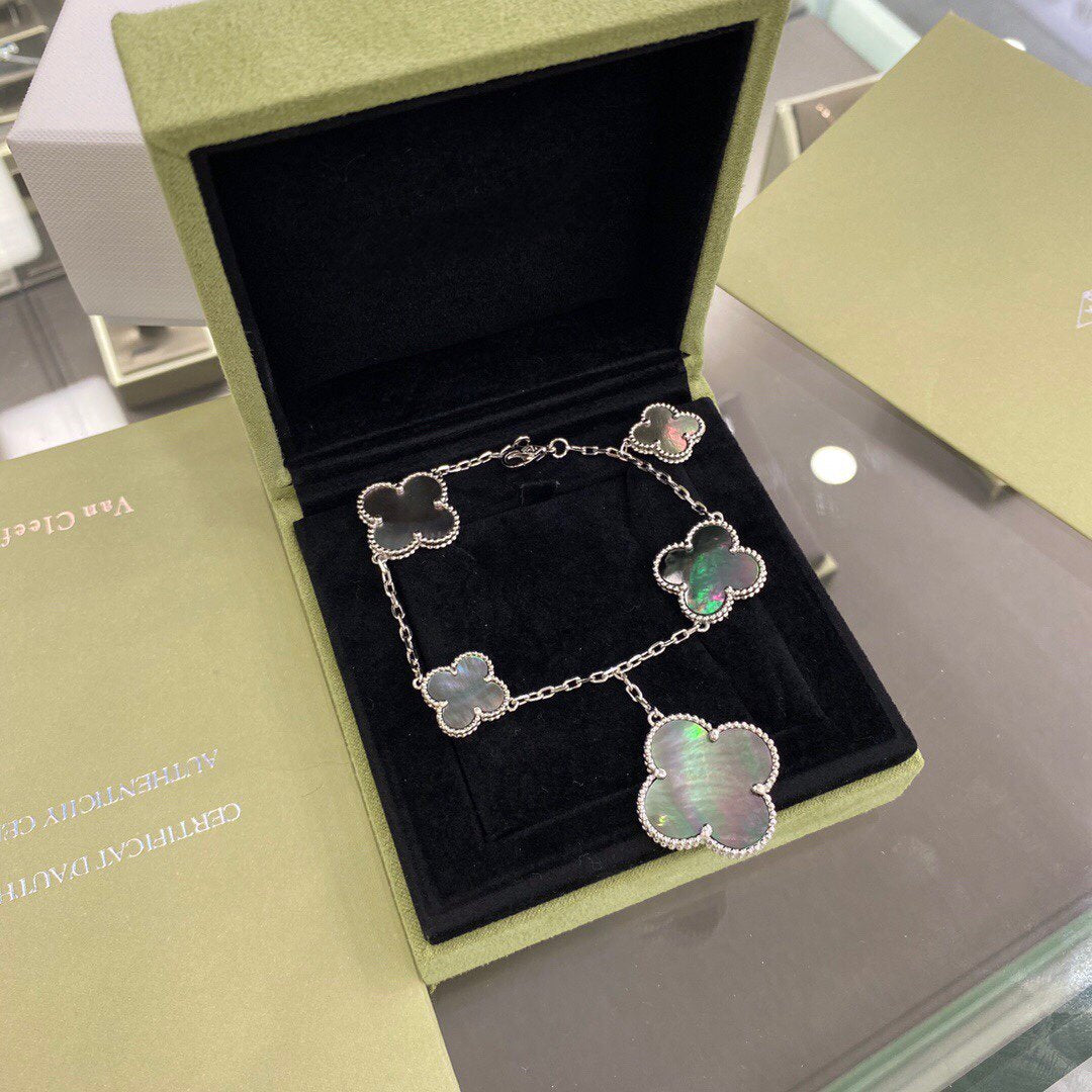 [Liorra]CLOVER 5 MOTIFS SIVLER DARK MOP BRACELET