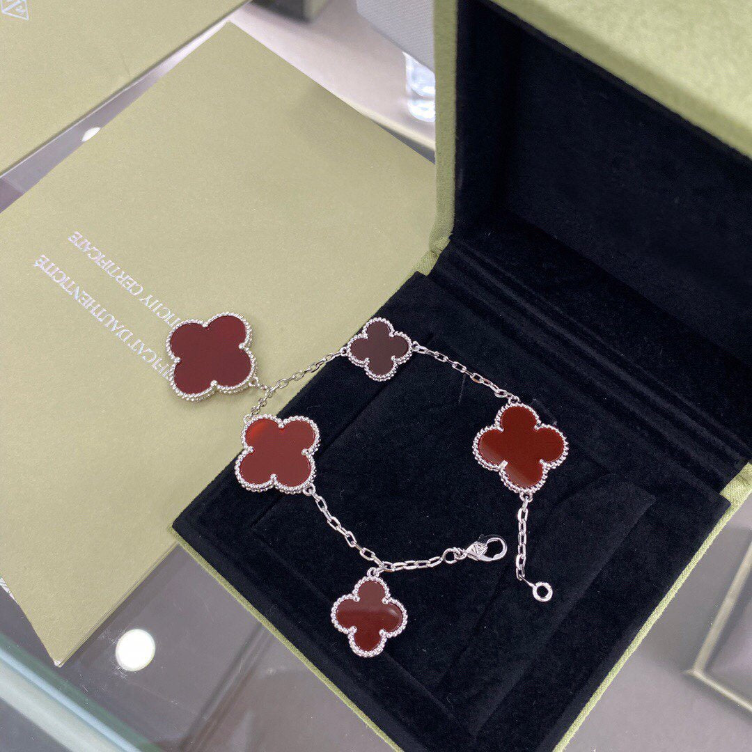 [Liorra]CLOVER 5 MOTIFS SIVLER CARNELIAN BRACELET