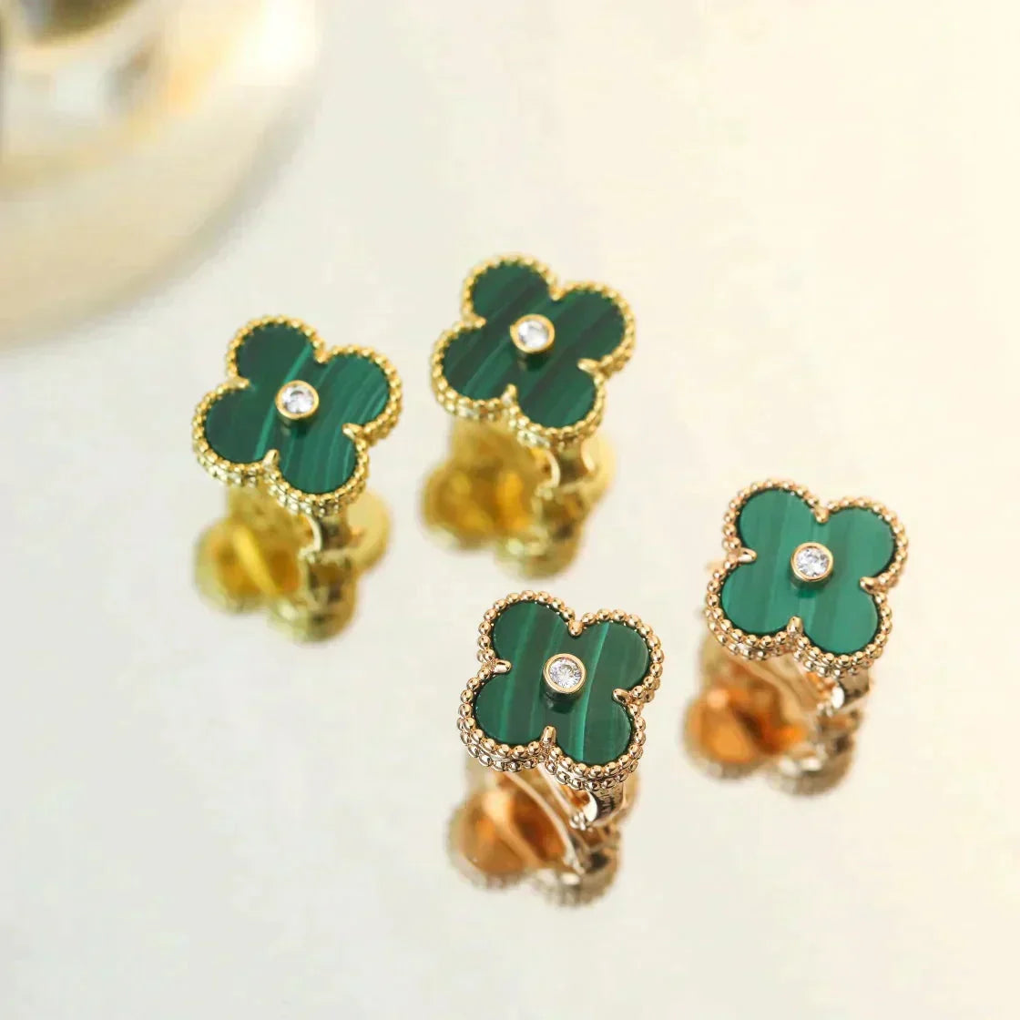 [Liorra]CLOVER MEDIUM 1 MOTIFS MALACHITE DIAMOND EARRINGS