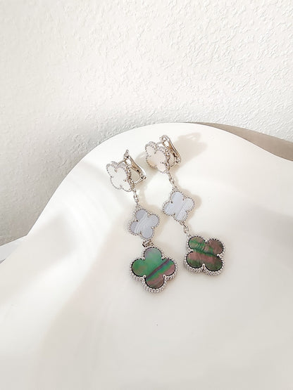[Liorra]CLOVER 3 MOTIFS CHALCEDONY DARK MOP SILVER EARRINGS