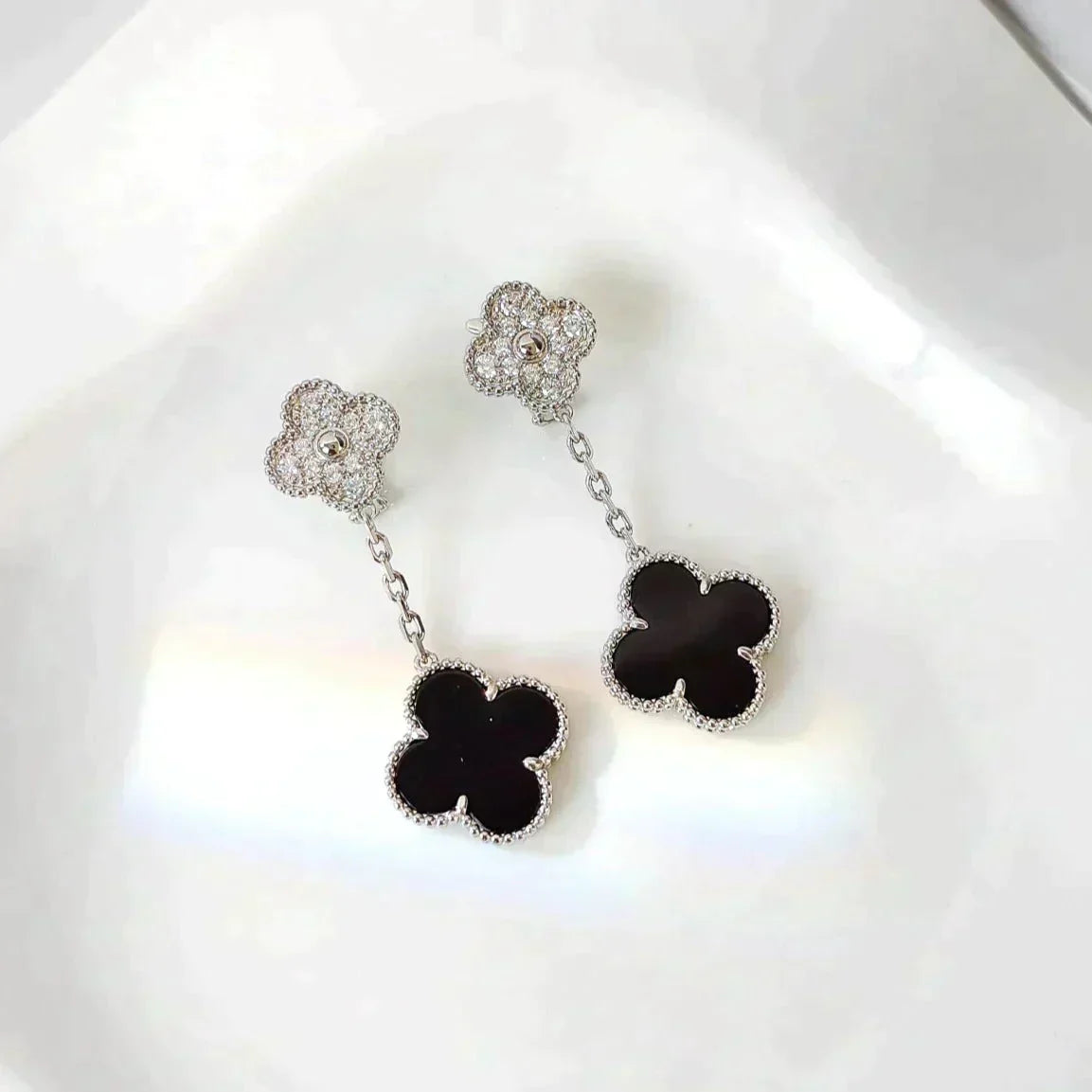 [Liorra]CLOVER 2 MOTIFS  DIAMOND ONYX EARRINGS SILVER