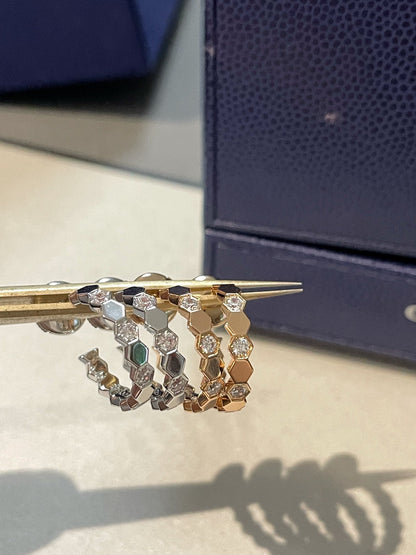 [Liorra]Hollow Design Four-Leaf Clover Flower Shape Ring