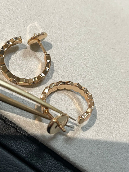[Liorra]Hollow Design Four-Leaf Clover Flower Shape Ring