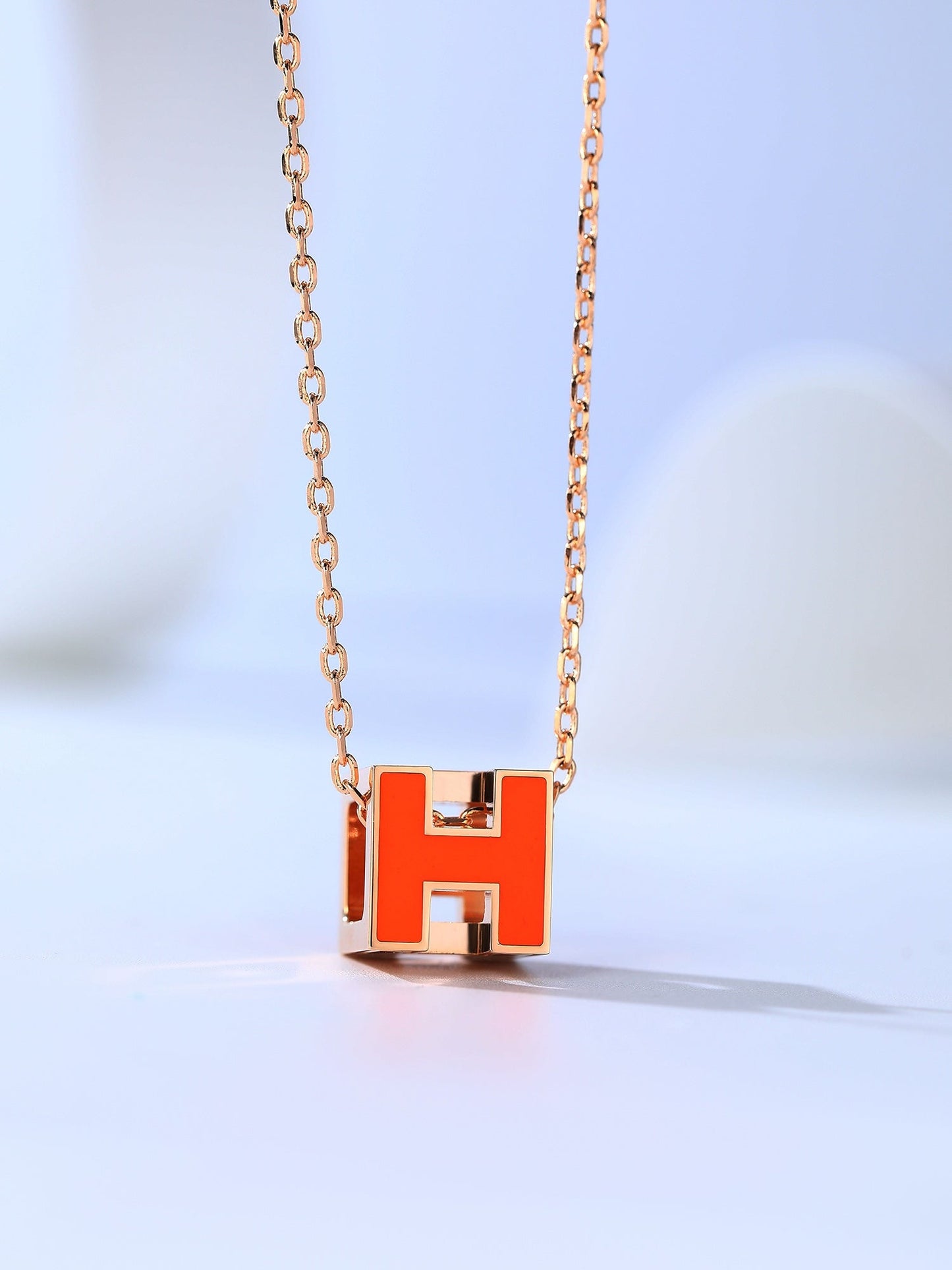 [Liorra]H CAGE PINK GOLD NECKLACE
