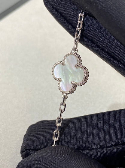 [Liorra]CLOVER WHITE PEARL MOP 5 MOTIF BRACELET COLLECTION