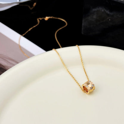 [Liorra]BEE MINI PEDANT DIAMOND NECKLACE