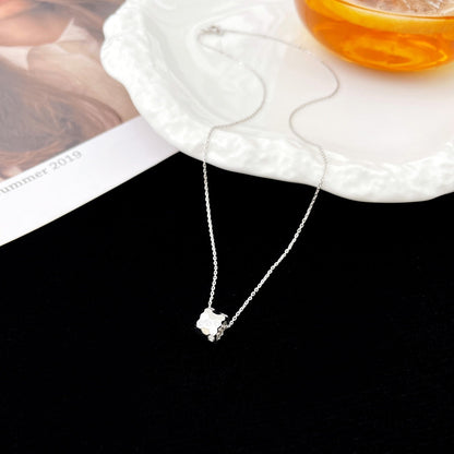 [Liorra]BEE MINI PEDANT DIAMOND NECKLACE