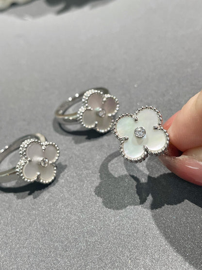 [Liorra]CLOVER SILVER MOP DIAMOND RING