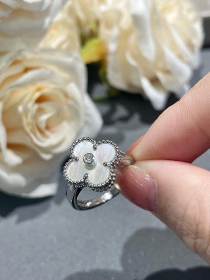 [Liorra]CLOVER SILVER MOP DIAMOND RING