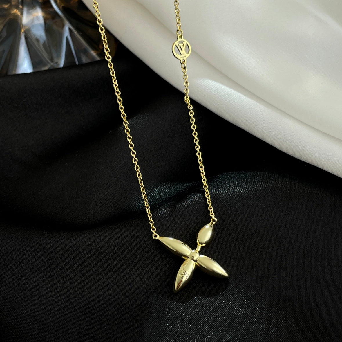 [Liorra]LOUISETTE GOLD NECKLACE