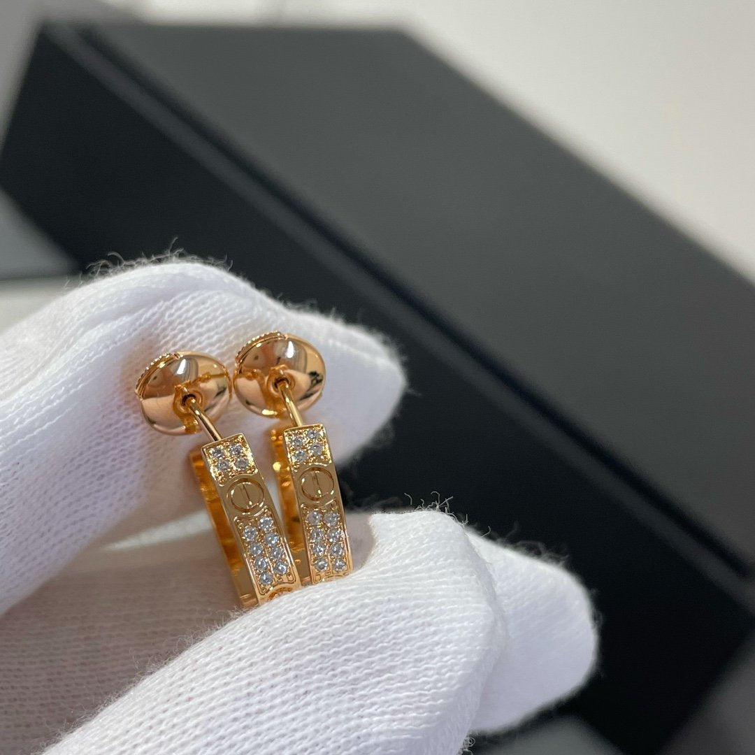 [Liorra]LOVE DIAMOND PINK GOLD HOOP EARRINGS
