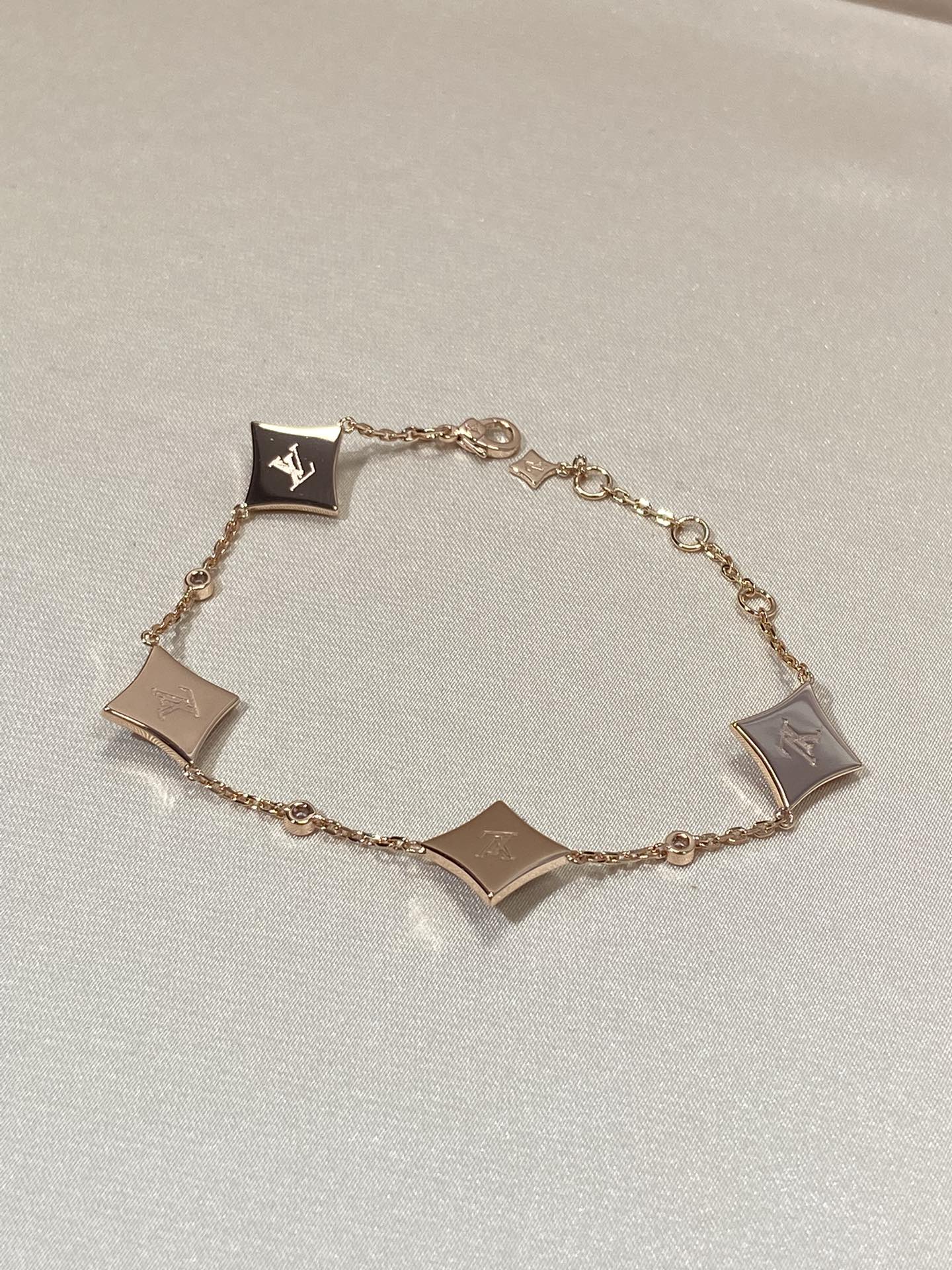 [Liorra]STAR 4 MOTIF MOP DIAMOND PINK GOLD BRACELET