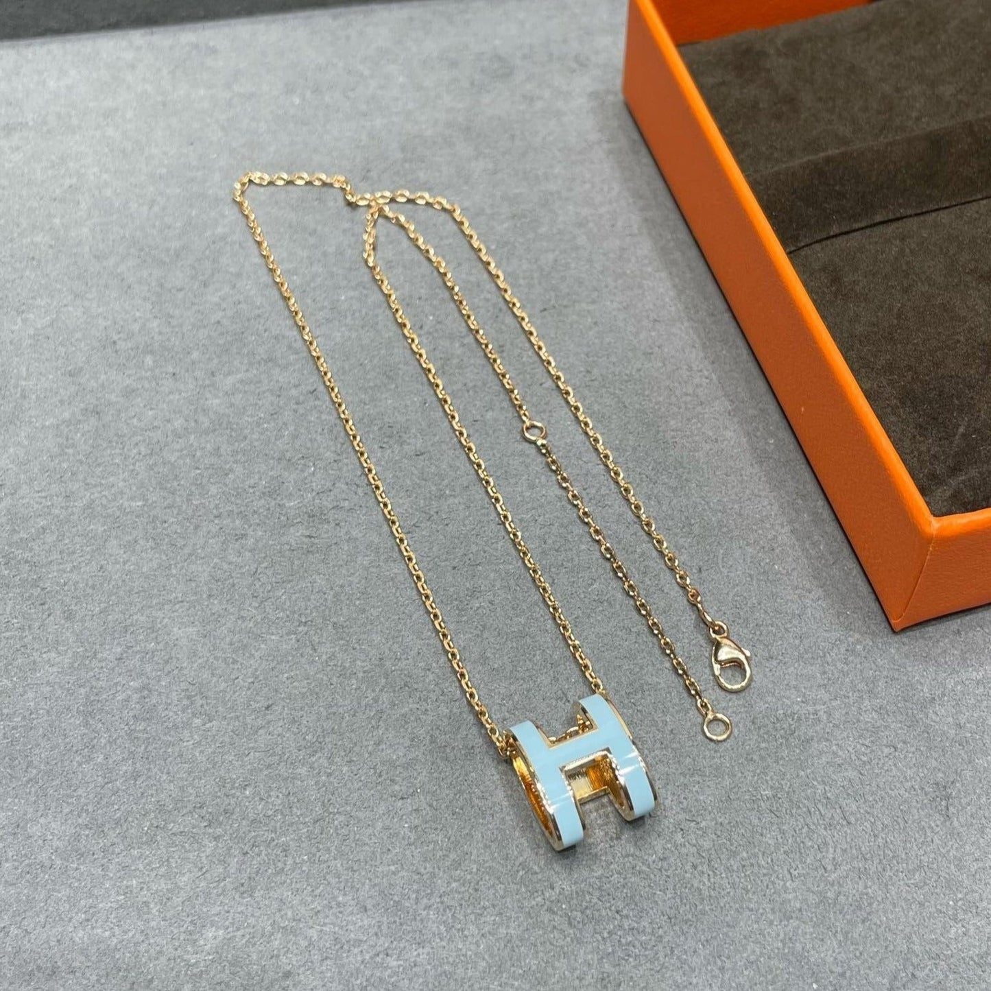 [Liorra]POP H SKY BLUE NECKLACE