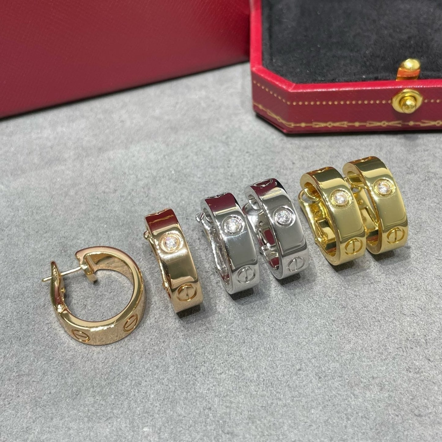 [Liorra]LOVE 5.5MM 1 DIAMOND EARRINGS
